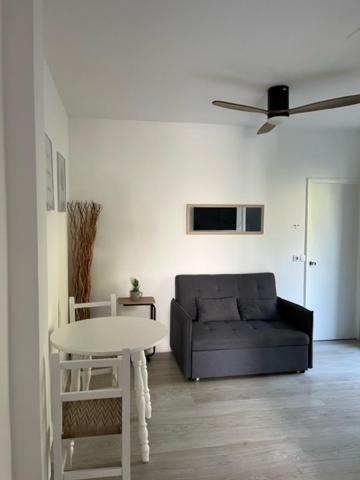 Apartamentos Cana Sofia Кала-Лонга Экстерьер фото