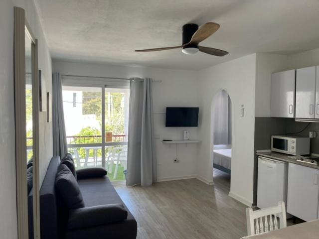 Apartamentos Cana Sofia Кала-Лонга Номер фото