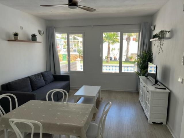 Apartamentos Cana Sofia Кала-Лонга Номер фото